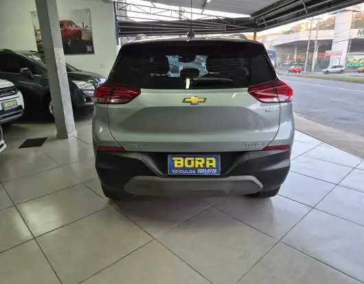 CHEVROLET-TRACKER-2024