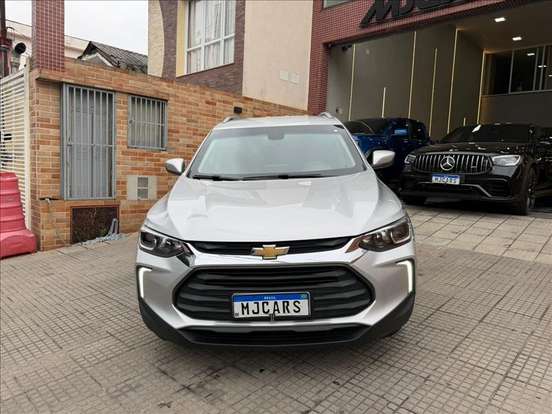 CHEVROLET-TRACKER-2020