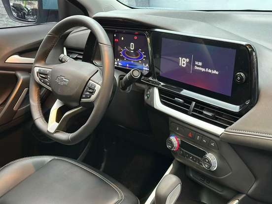 CHEVROLET-TRACKER-2025