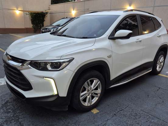 CHEVROLET-TRACKER-2021