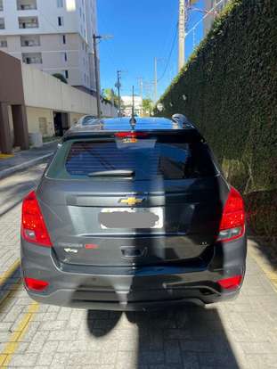 CHEVROLET-TRACKER-2019