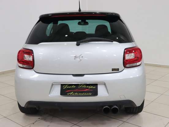 CITROËN-DS3-2012