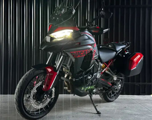 DUCATI MULTISTRADA 1200 V4 S DUCATI MULTISTRADA 1200 V4 S