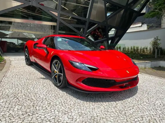 FERRARI 296 GTB 3.0 V6 TURBO PHEV F1-DCT