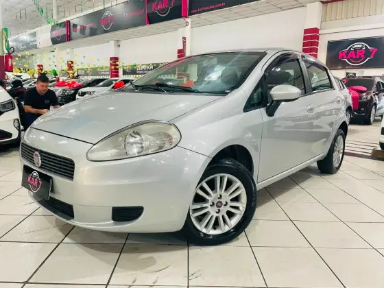 FIAT PUNTO 1.4 ATTRACTIVE 8V FLEX 4P MANUAL FIAT PUNTO 1.4 ATTRACTIVE 8V FLEX 4P MANUAL