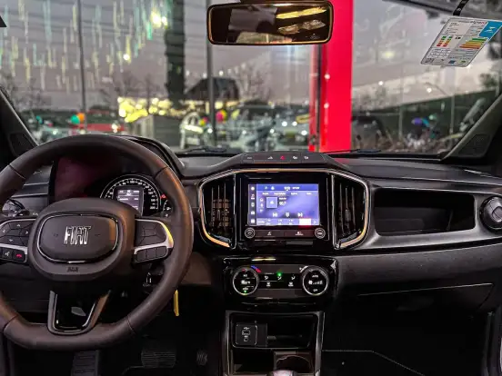 FIAT-STRADA-2024