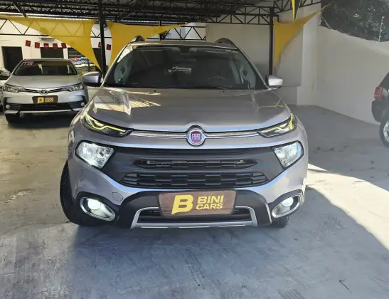 FIAT TORO 2.0 16V TURBO DIESEL FREEDOM 4WD AT9 FIAT TORO 2.0 16V TURBO DIESEL FREEDOM 4WD AT9