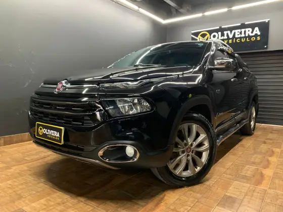 FIAT TORO 2.0 16V TURBO DIESEL RANCH 4WD AT9 FIAT TORO 2.0 16V TURBO DIESEL RANCH 4WD AT9