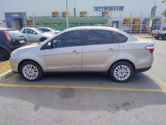 FIAT-GRAND SIENA-2014