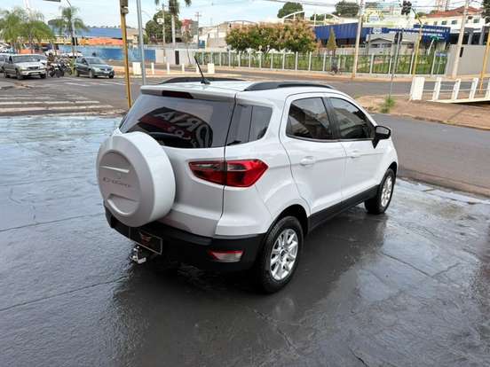 FORD-ECOSPORT-2018