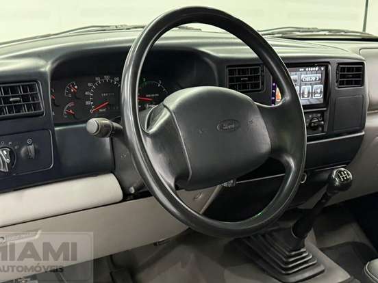 FORD-F-250-4.2 XLT 4X2 CS V6 GASOLINA 2P MANUAL FORD-F-250-2000