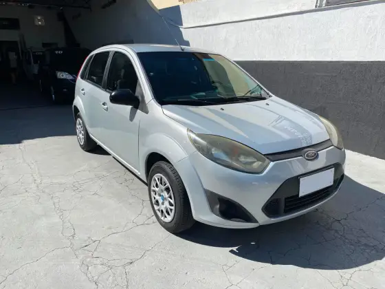 FORD FIESTA 1.0 ROCAM HATCH 8V FLEX 4P MANUAL