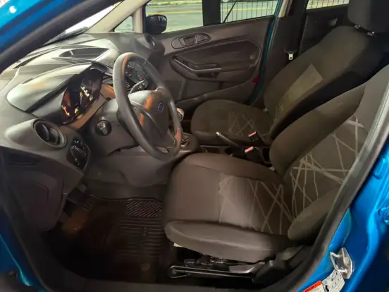 FORD-FIESTA-2013