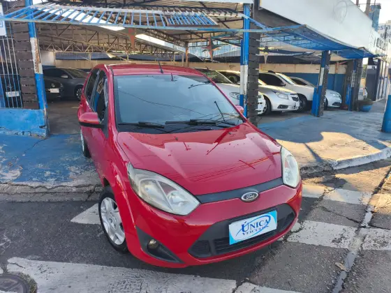 FORD FIESTA 1.6 ROCAM SE 8V FLEX 4P MANUAL FORD FIESTA 1.6 ROCAM SE 8V FLEX 4P MANUAL