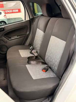 FORD-FIESTA-2013