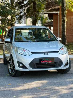 FORD-FIESTA-2013