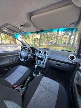 FORD-FIESTA-2013
