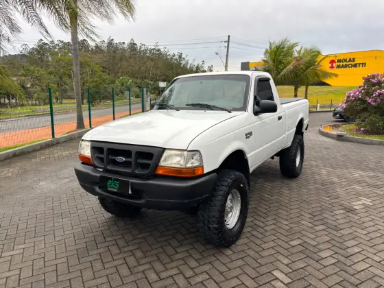 FORD RANGER 2.5 XL 4X2 CS 16V TURBO INTERCOOLER DIESEL 2P MANUAL FORD RANGER 2.5 XL 4X2 CS 16V TURBO INTERCOOLER DIESEL 2P MANUAL