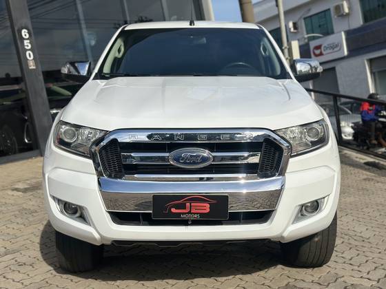 FORD RANGER 3.2 XLT 4X4 CD 20V DIESEL 4P AUTOMÁTICO