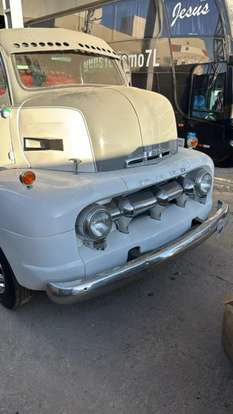 FORD-CUSTOM-1951