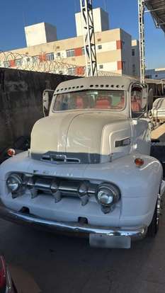 FORD-CUSTOM-1951