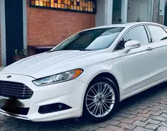 FORD FUSION 2.0 TITANIUM FWD 16V GASOLINA 4P AUTOMÁTICO FORD FUSION 2.0 TITANIUM FWD 16V GASOLINA 4P AUTOMÁTICO