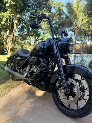 HARLEY-DAVIDSON ROAD KING SPECIAL HARLEY-DAVIDSON ROAD KING SPECIAL