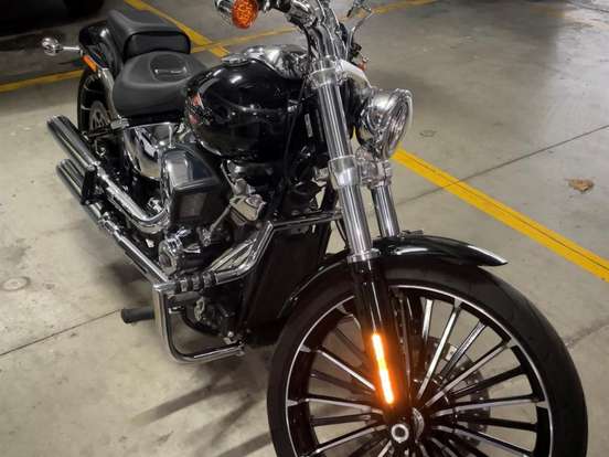 HARLEY-DAVIDSON-SOFTAIL BREAKOUT HARLEY-DAVIDSON-SOFTAIL BREAKOUT-2025