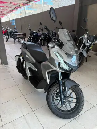 HONDA ADV 160 HONDA ADV 160