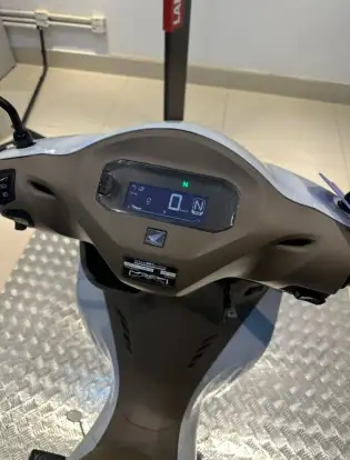 HONDA-BIZ 125 EX-2025