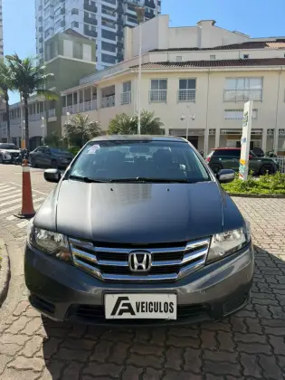 HONDA CITY 1.5 LX 16V FLEX 4P AUTOMÁTICO HONDA CITY 1.5 LX 16V FLEX 4P AUTOMÁTICO