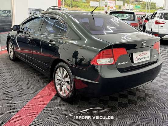 HONDA-CIVIC-2010