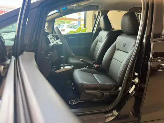 HONDA-FIT-2016