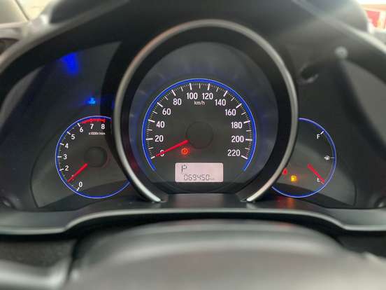 HONDA-FIT-2016