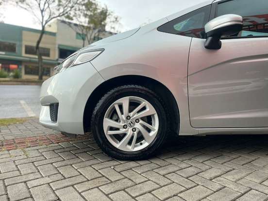 HONDA-FIT-2016