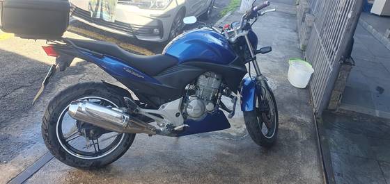 HONDA CB 300R 