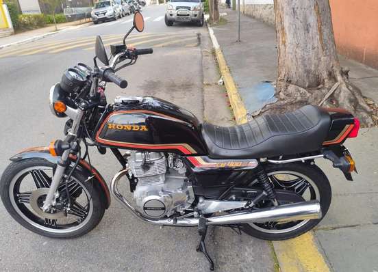 HONDA-CB 400 II HONDA-CB 400 II-1982