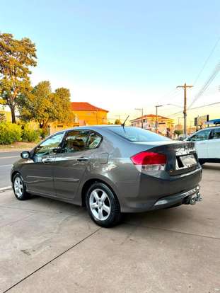 HONDA-CITY-2010