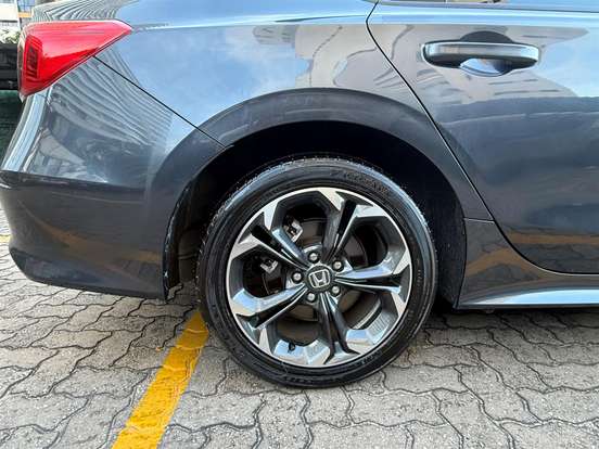 HONDA-CIVIC-2024