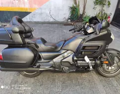 HONDA GL 1800 GOLD WING HONDA GL 1800 GOLD WING