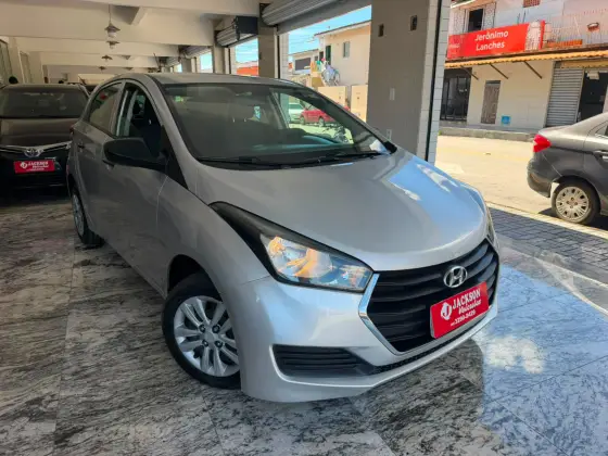 HYUNDAI HB20 1.0 COMFORT PLUS 12V TURBO FLEX 4P MANUAL HYUNDAI HB20 1.0 COMFORT PLUS 12V TURBO FLEX 4P MANUAL