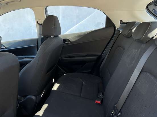 HYUNDAI-HB20-2024