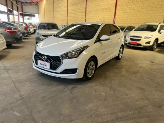 HYUNDAI HB20S 1.6 COMFORT PLUS 16V FLEX 4P AUTOMÁTICO HYUNDAI HB20S 1.6 COMFORT PLUS 16V FLEX 4P AUTOMÁTICO