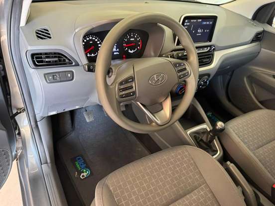 HYUNDAI-HB20S-2024