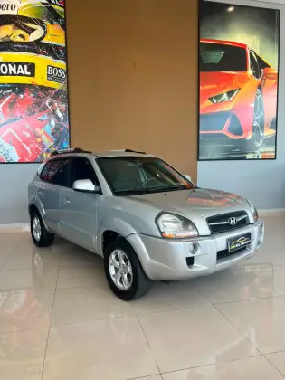 HYUNDAI TUCSON 2.0 MPFI GLS 16V 143CV 2WD FLEX 4P AUTOMÁTICO