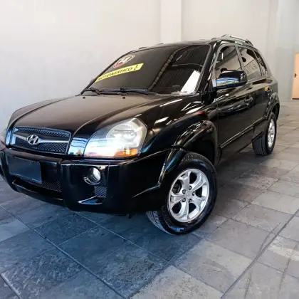 HYUNDAI TUCSON 2.0 MPFI GLS 16V 143CV 2WD FLEX 4P AUTOMÁTICO HYUNDAI TUCSON 2.0 MPFI GLS 16V 143CV 2WD FLEX 4P AUTOMÁTICO