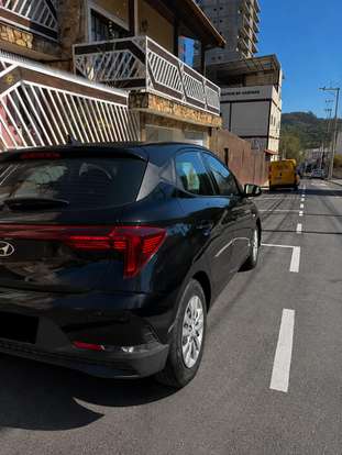 HYUNDAI-HB20-2023