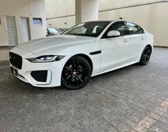 JAGUAR XE 2.0 16V INGENIUM P250 GASOLINA R-DYNAMIC S 4P AUTOMÁTICO JAGUAR XE 2.0 16V INGENIUM P250 GASOLINA R-DYNAMIC S 4P AUTOMÁTICO