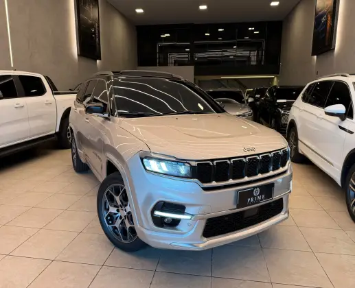 JEEP COMMANDER 1.3 T270 TURBO FLEX OVERLAND AT6 JEEP COMMANDER 1.3 T270 TURBO FLEX OVERLAND AT6