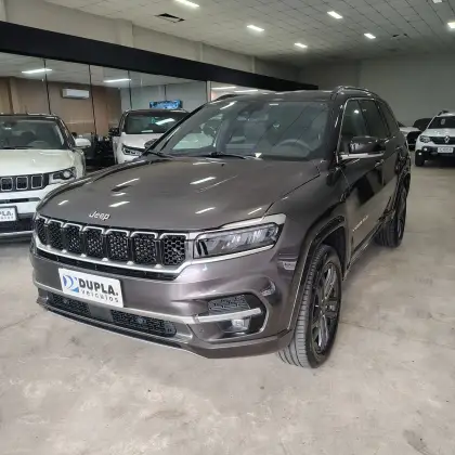 JEEP COMMANDER 2.2 TURBO DIESEL OVERLAND AT9 JEEP COMMANDER 2.2 TURBO DIESEL OVERLAND AT9